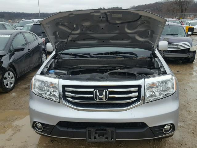 5FNYF4H46EB050152 - 2014 HONDA PILOT EX GRAY photo 7