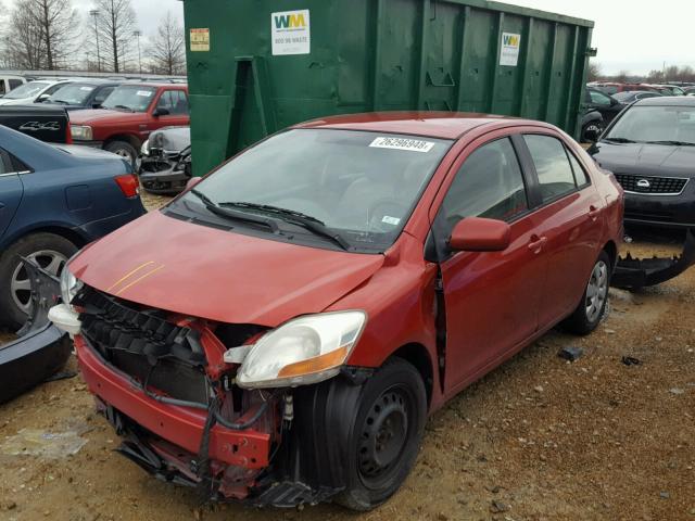 JTDBT923971017394 - 2007 TOYOTA YARIS RED photo 2