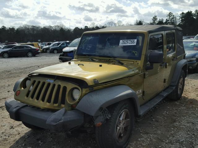 1J4GB39198L591925 - 2008 JEEP WRANGLER U GREEN photo 2