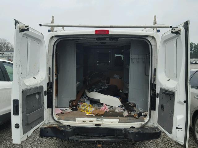 1N6AF0KYXFN804823 - 2015 NISSAN NV 2500 WHITE photo 9