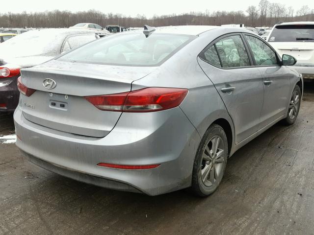 5NPD84LF9HH090958 - 2017 HYUNDAI ELANTRA SE SILVER photo 4