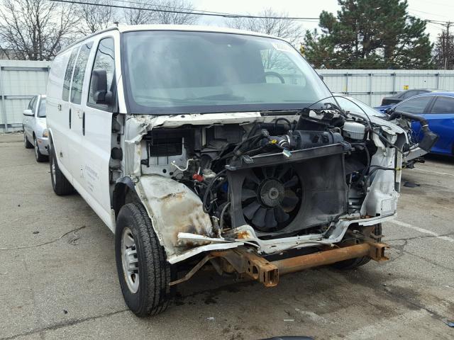 1GCHG39K381167107 - 2008 CHEVROLET EXPRESS G3 WHITE photo 1