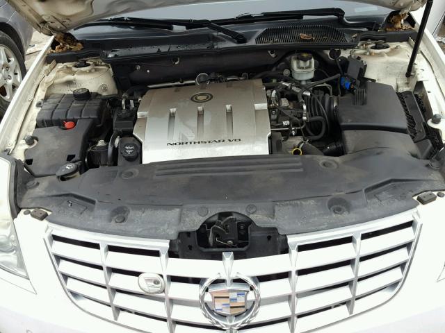 1G6KD57Y97U119645 - 2007 CADILLAC DTS WHITE photo 7