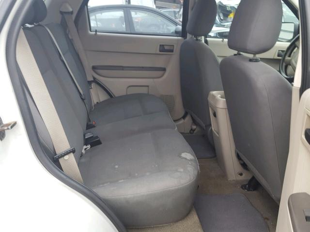 1FMCU92Z18KD22661 - 2008 FORD ESCAPE XLS BEIGE photo 6