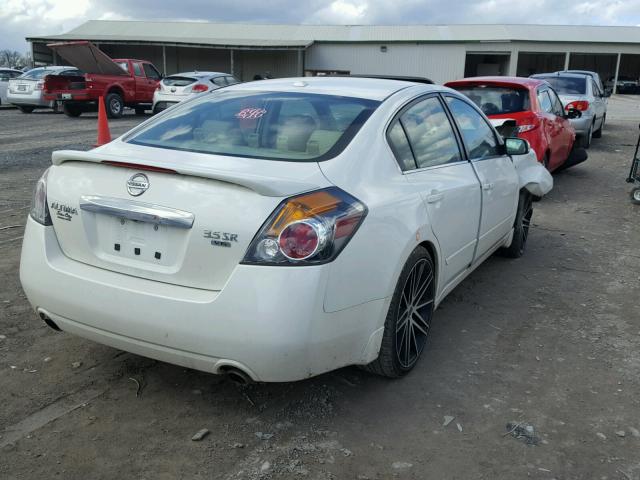 1N4BL2AP2BN406428 - 2011 NISSAN ALTIMA SR WHITE photo 4