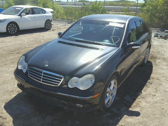 WDBRF52H26A890122 - 2006 MERCEDES-BENZ C GENERATI BLACK photo 2