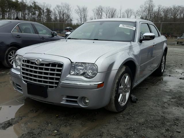 2C3KK63H66H252626 - 2006 CHRYSLER 300C GRAY photo 2