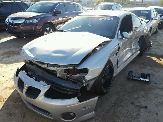 6G2VX12G54L303689 - 2004 PONTIAC GTO SILVER photo 2