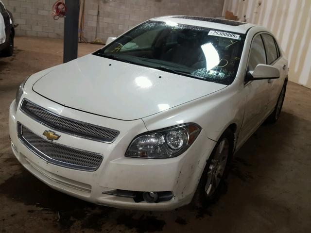 1G1ZE5E75BF396852 - 2011 CHEVROLET MALIBU LTZ WHITE photo 2