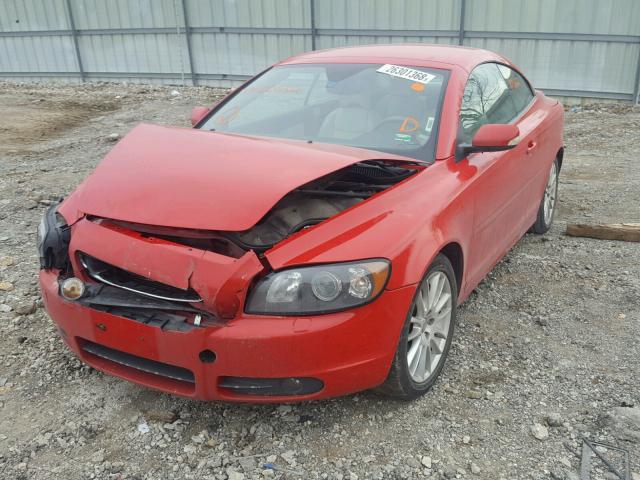 YV1MC68256J006312 - 2006 VOLVO C70 T5 RED photo 2