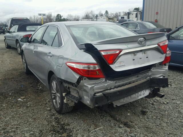 4T1BF1FK0GU144636 - 2016 TOYOTA CAMRY LE SILVER photo 3