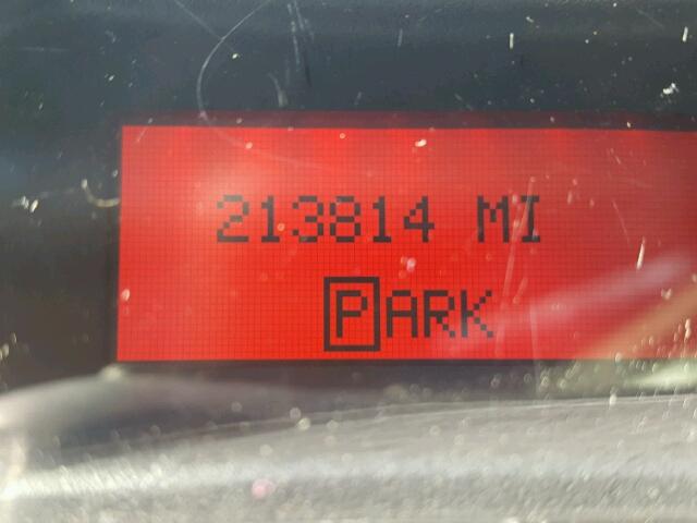 2G2WP522041352236 - 2004 PONTIAC GRAND PRIX GOLD photo 8