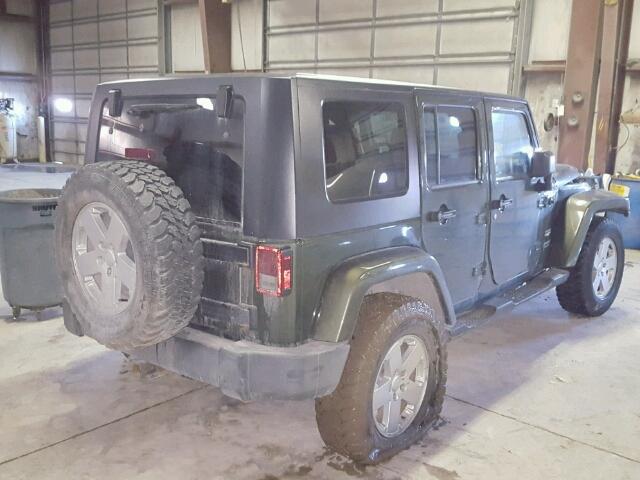 1J4GA59107L107847 - 2007 JEEP WRANGLER S GREEN photo 4