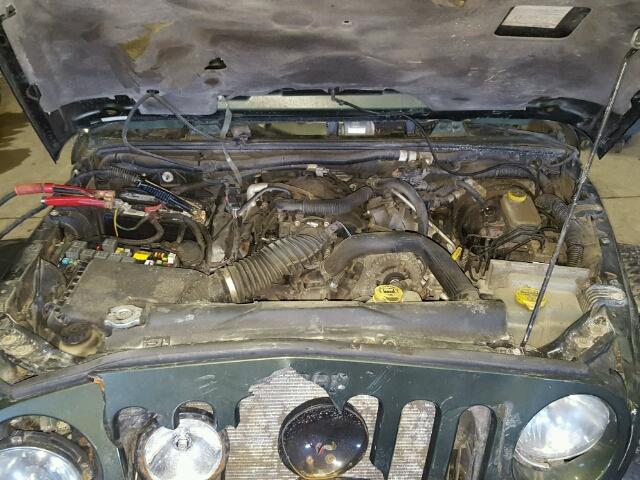 1J4GA59107L107847 - 2007 JEEP WRANGLER S GREEN photo 7