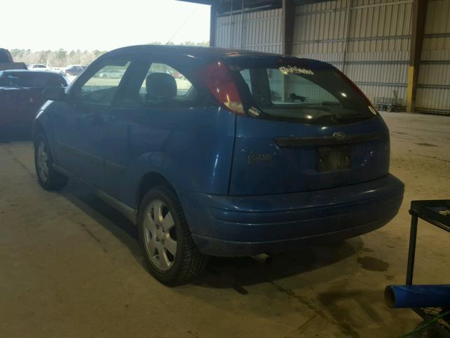 3FAFP31351R184455 - 2001 FORD FOCUS ZX3 BLUE photo 3