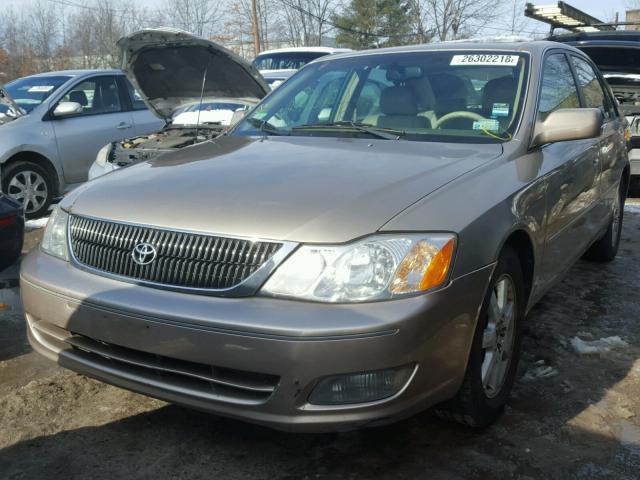 4T1BF28B8YU018982 - 2000 TOYOTA AVALON XL BEIGE photo 2