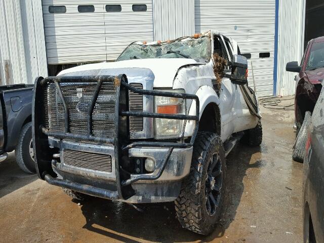 1FTSW21R28EC12848 - 2008 FORD F250 SUPER WHITE photo 2