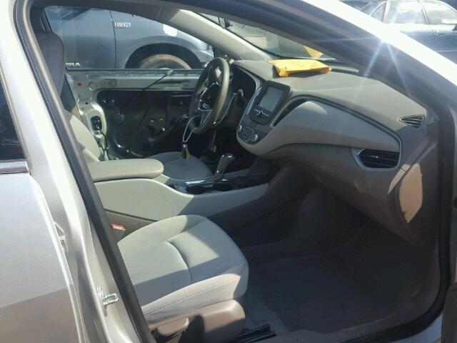 1G1ZB5ST2GF316926 - 2016 CHEVROLET MALIBU LS ვერცხლისფერი ფოტო 5