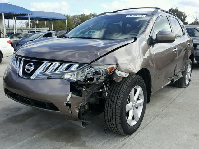 JN8AZ1MU6AW011391 - 2010 NISSAN MURANO S BROWN photo 2