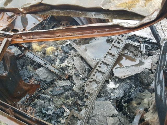 1G2WP52K92F106291 - 2002 PONTIAC GRAND PRIX BURN photo 6