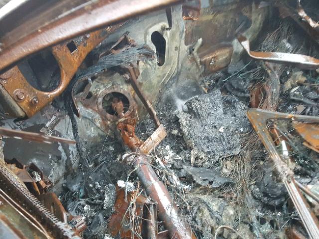 1G2WP52K92F106291 - 2002 PONTIAC GRAND PRIX BURN photo 8