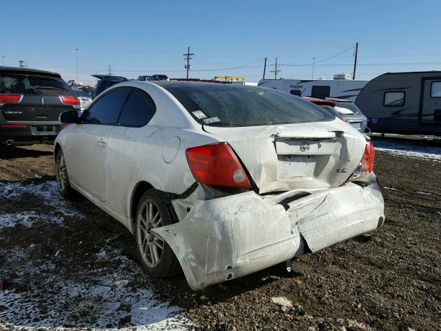 JTKDE177350052038 - 2005 TOYOTA SCION TC WHITE photo 3