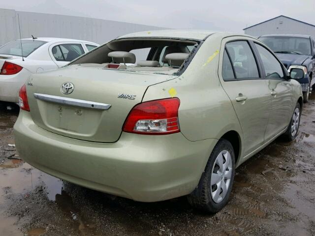 JTDBT923771033819 - 2007 TOYOTA YARIS GREEN photo 4