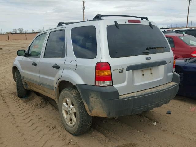 1FMYU93126KA97257 - 2006 FORD ESCAPE XLT SILVER photo 3