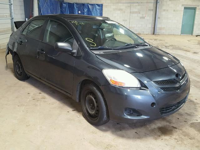 JTDBT903371079330 - 2007 TOYOTA YARIS GRAY photo 1