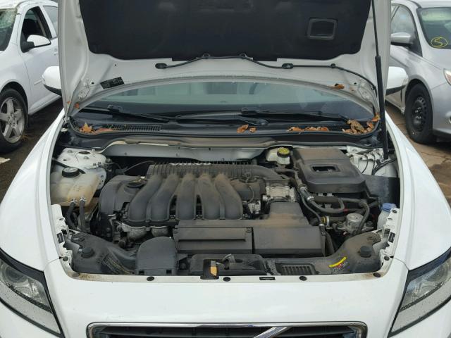 YV1MS382X82376007 - 2008 VOLVO S40 2.4I WHITE photo 7