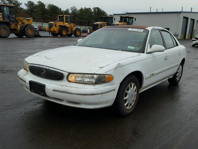 2G4WS52M2W1582404 - 1998 BUICK CENTURY CU WHITE photo 2