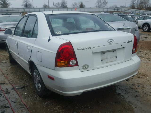 KMHCG45C65U654368 - 2005 HYUNDAI ACCENT GL WHITE photo 3