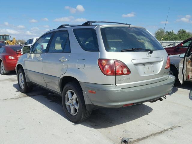 JT6HF10U4Y0122633 - 2000 LEXUS RX 300 SILVER photo 3