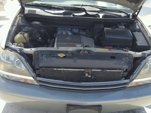 JT6HF10U4Y0122633 - 2000 LEXUS RX 300 SILVER photo 7