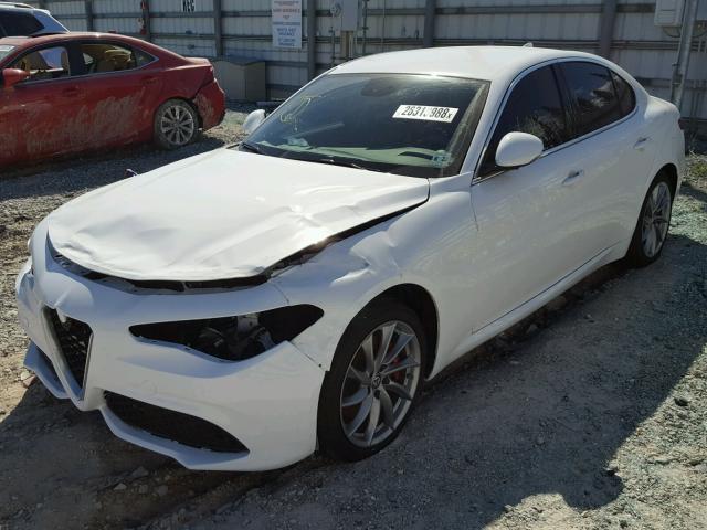 ZARFAEDN2H7545376 - 2017 ALFA ROMEO GIULIA Q4 WHITE photo 2