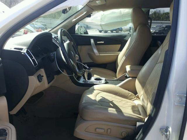 1GKLRNED3AJ136506 - 2010 GMC ACADIA SLT თეთრი ფოტო 5