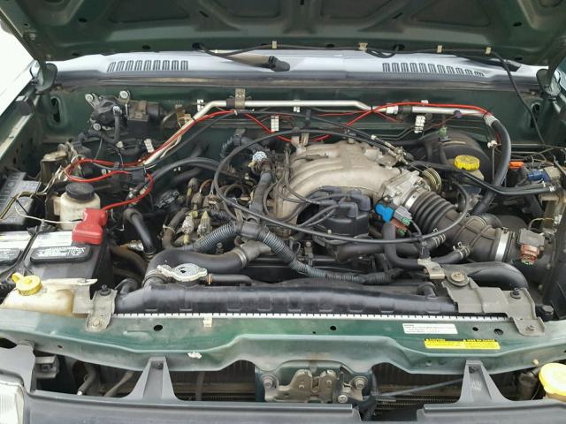 5N1ED28T51C532652 - 2001 NISSAN XTERRA XE GREEN photo 7