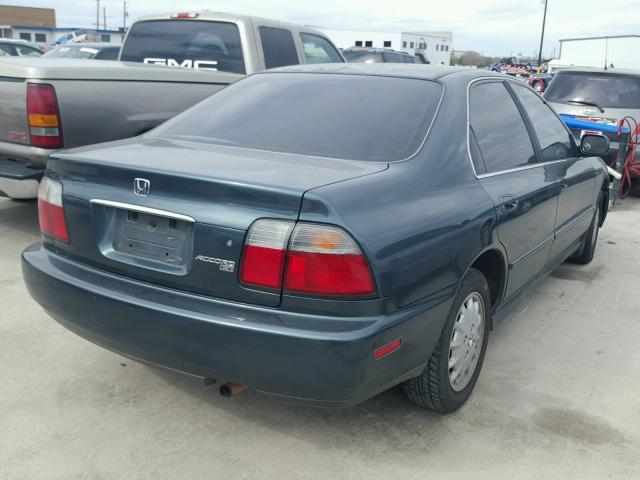 1HGCD5562VA079718 - 1997 HONDA ACCORD EX GREEN photo 4