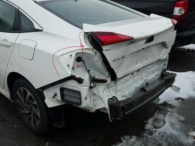 19XFC2F7XHE224512 - 2017 HONDA CIVIC EX WHITE photo 9