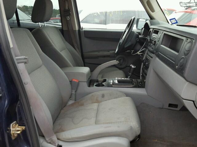 1J8HG48N06C210443 - 2006 JEEP COMMANDER BLUE photo 5