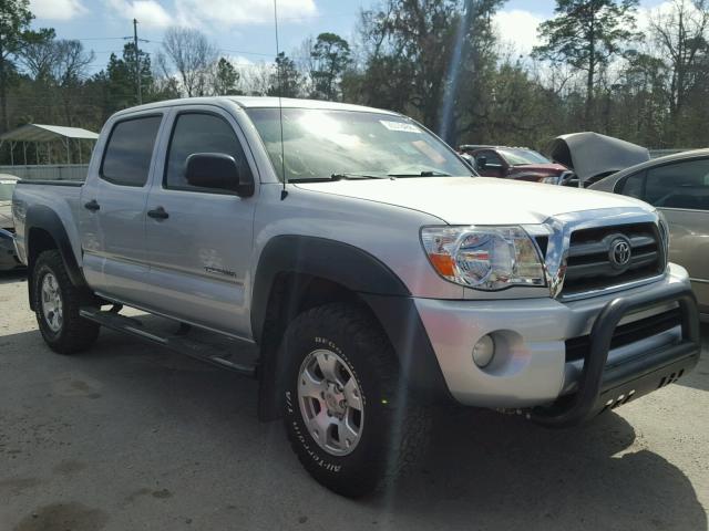 3TMJU62N17M038008 - 2007 TOYOTA TACOMA DOU SILVER photo 1