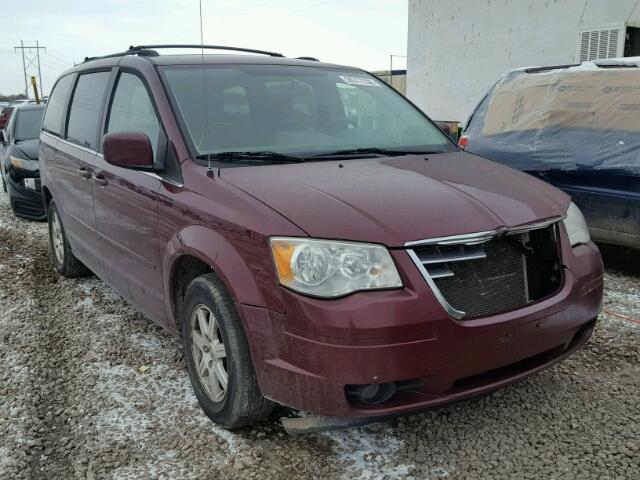 2A8HR54P48R710381 - 2008 CHRYSLER TOWN & COU MAROON photo 1