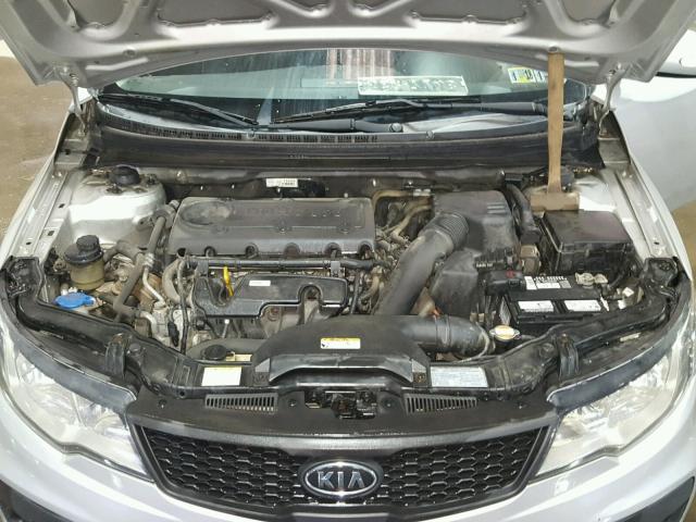 KNAFU6A22A5166328 - 2010 KIA FORTE EX SILVER photo 7