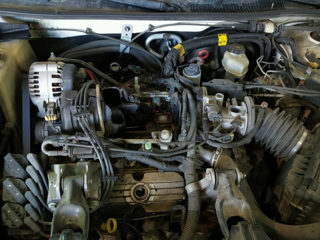 1G2WP12K62F110050 - 2002 PONTIAC GRAND PRIX WHITE photo 9