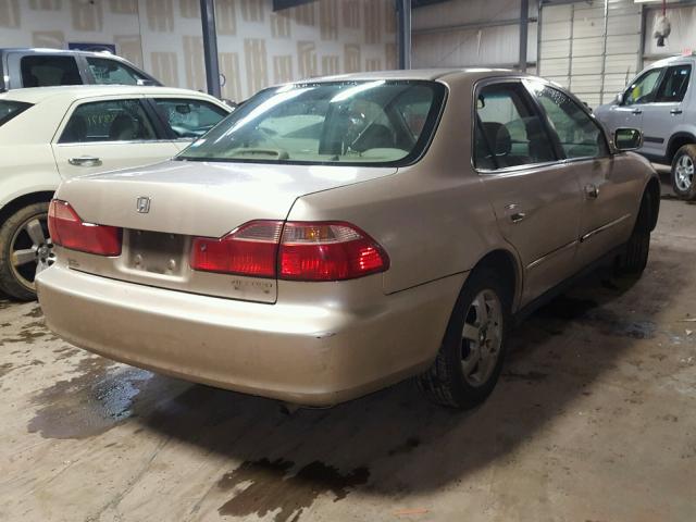 1HGCG5672YA071752 - 2000 HONDA ACCORD SE GOLD photo 4