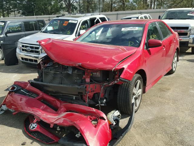 4T1BF1FK0CU550152 - 2012 TOYOTA CAMRY BASE RED photo 2