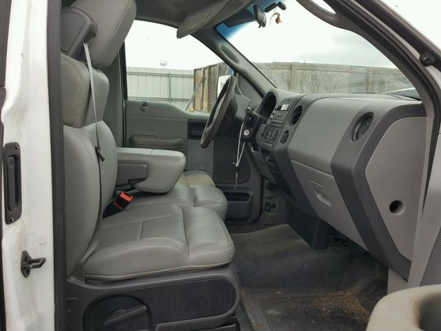 1FTRF12218KF04048 - 2008 FORD F150 WHITE photo 5