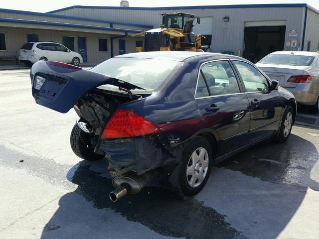 1HGCM56407A212587 - 2007 HONDA ACCORD LX BLUE photo 4