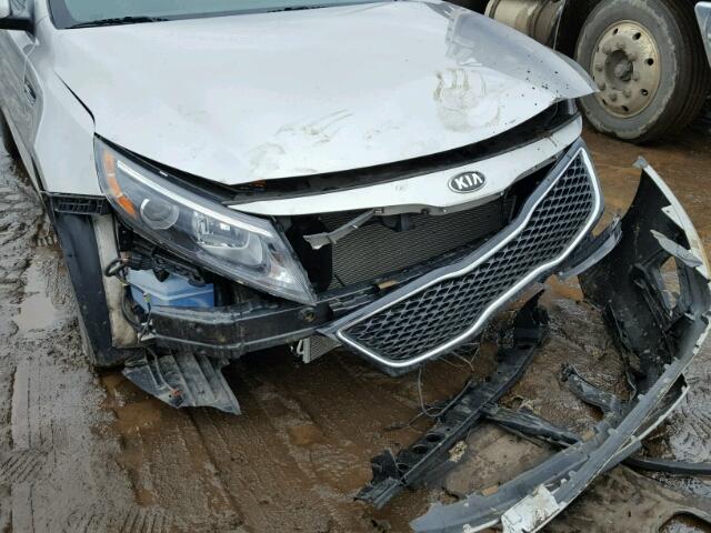 KNAGM4A72E5493158 - 2014 KIA OPTIMA LX SILVER photo 9