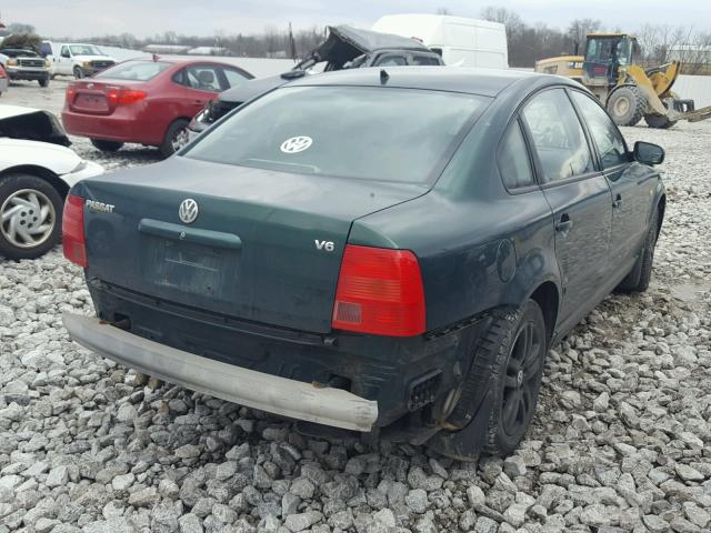 WVWPD63BXXE466857 - 1999 VOLKSWAGEN PASSAT GLX 绿色 照片 4